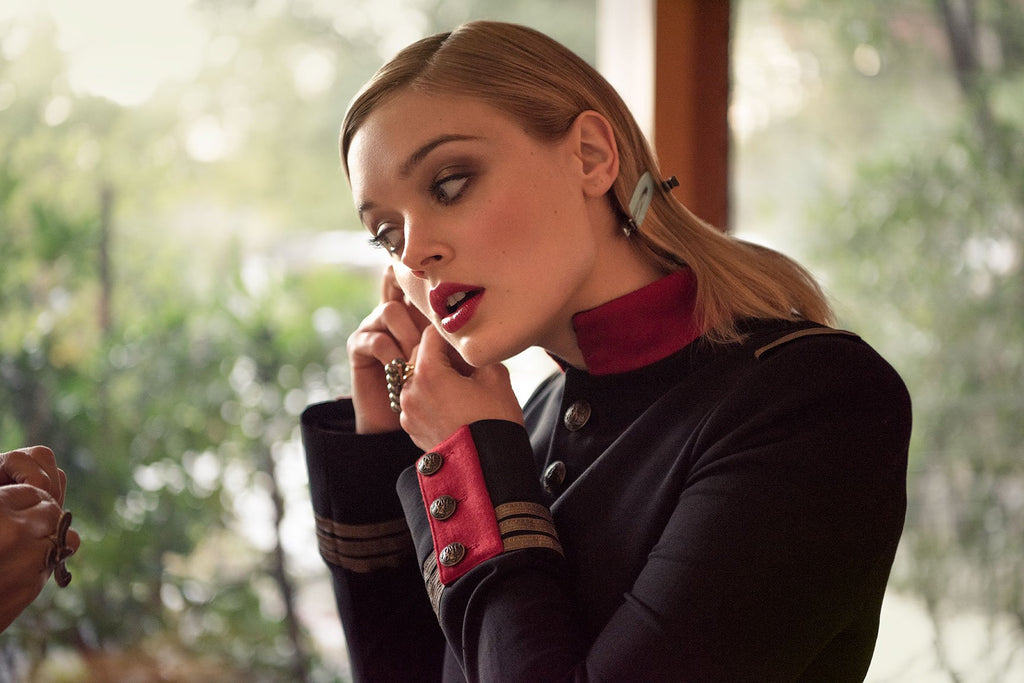 GETTING DRESSED WITH BELLA HEATHCOTE