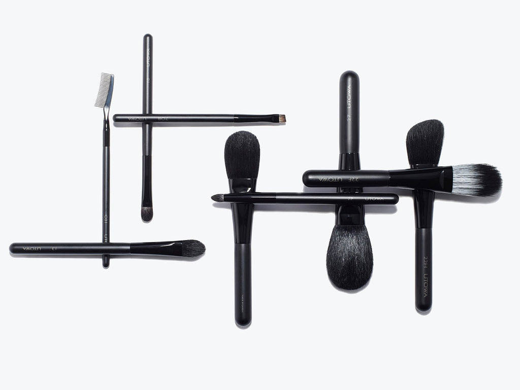 MAKEUP BRUSH & TOOL MAINTENANCE